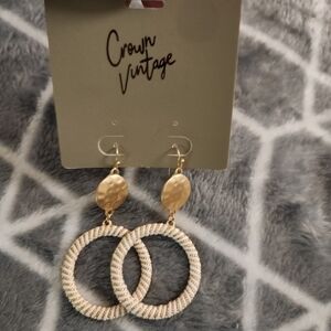 Crown Vintage Decrotive Long  Earrings NEW